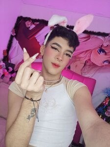 BlakeNoir_: Public ( 3 фото)