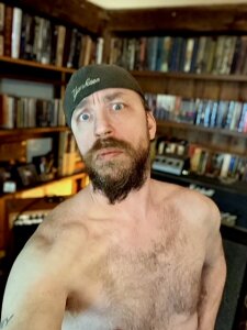 ProfClevis@xh Public Pic 7