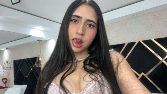 SamantaaJoness Public Pic 3