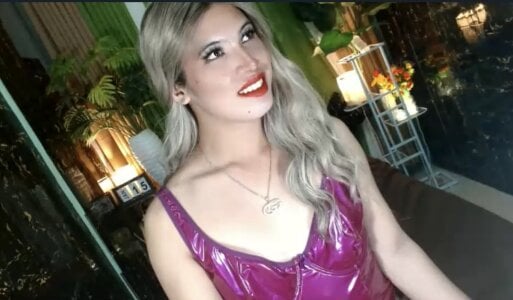 Queen_kendalx19 You’re Mistress Foto 4