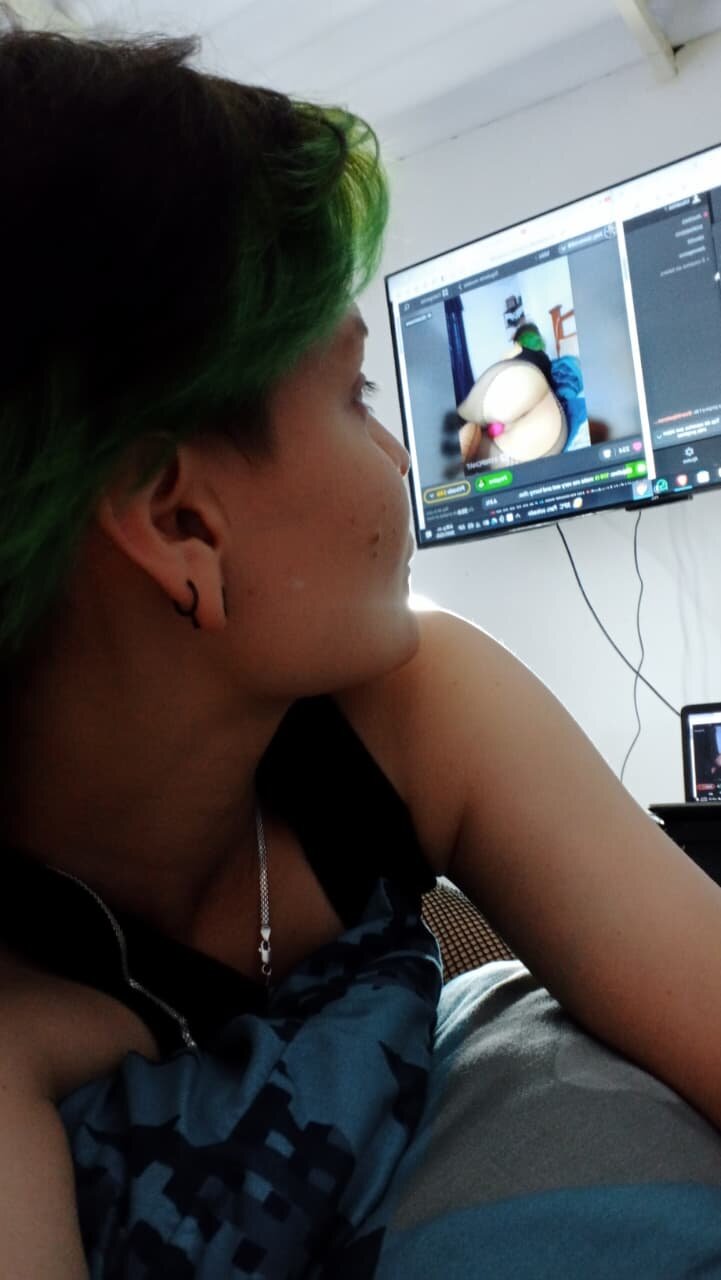 kay_towers99 Poză populară 3135