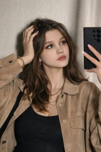 GoldeEva Public slika 3