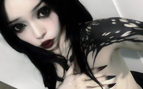 Zombieeporcelainex 🧟‍♀️ Pic 3