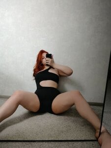 Kitty_Asstronaut Juicy fruit Poză 6