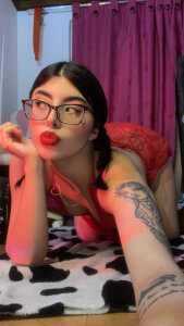 Veronica223 Red Pic 2