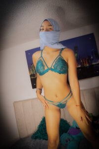 Danna_Marshall Public Gambar 4