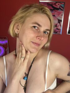 Alice_Maurik Public Pic 2