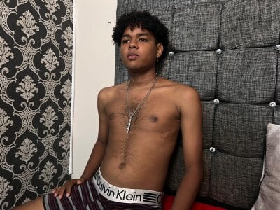 Public de Twink_Alex19  3 Imagens