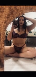 me de Angell-Sky  2 photos