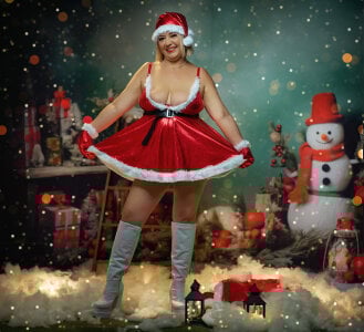 _Hot_Mommy_ merry christmas 🎄🎄❤ Pic