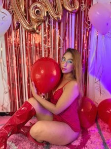 emily_parkerrのSan Valentin 2026🍷💋の枚の写真