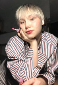 LinnDeep My mood is soaring! Pic 4