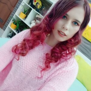 MikaMoonnPublic照片 2