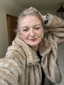 Allura_Jenson just me Pic 3