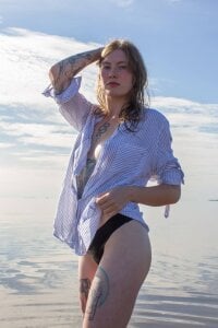 Liv_Fay Public Photo 3
