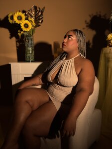 Celebrate love with me, happy valentine🌹 de arianna_pearl  3 Imagens