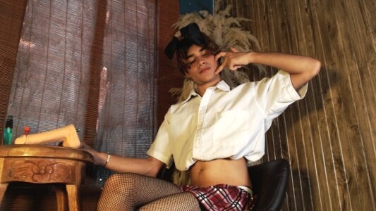 Leo_Glow I didn't do my homework, what will be my punishment? зображення