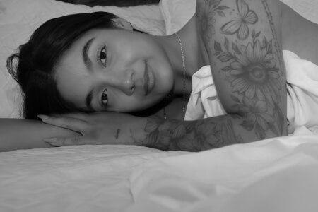 martina_roldam Pure Allure Εικόνα