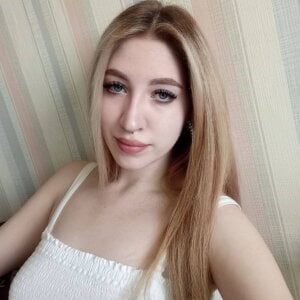 Lola_Rosy's blondie Sex Photo 2