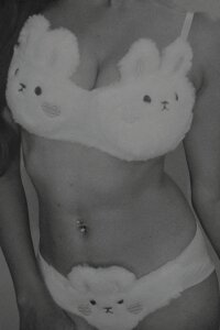 Anvii_🩷🤍图片