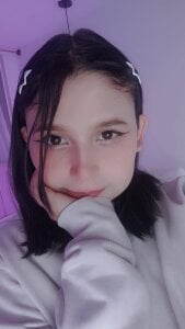 My angelic face 😇🪽 de nicky_bonny18  2 Imagens