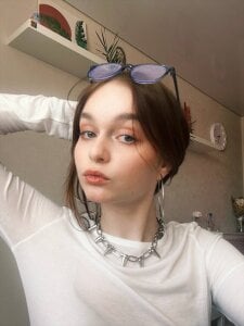 LillianPerry Public Poză 3