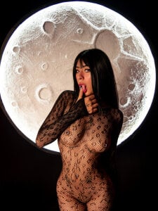 Shar_Succubus Public Pic 5