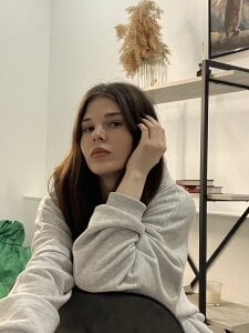 CyndiHalaby Public รูป  2