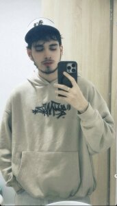 Little of me de thiaann Foto 4