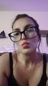 F0xLeigh The goods Pic 2