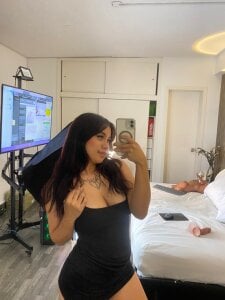 AlisonBeckerr_ Hey my naughty boys, Pic