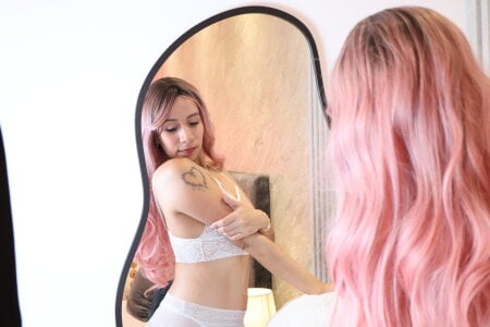 solpeich Pinky hair Pic