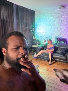 BigCatXLOfficial: Public ( 2 фото)