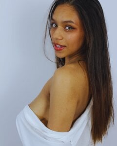 AmberSweet35 White and sexy ♥ Pic 4