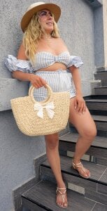 AdharaSmithh 🤎here is also another world 🍒🍆 Gambar 4