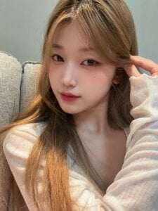 xiaoxi---n Public Pic 5