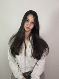 my first photoshoot 🌸 de ShonaRyu  2 photos