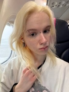 Mia_WaterFall My travel days Pic 8