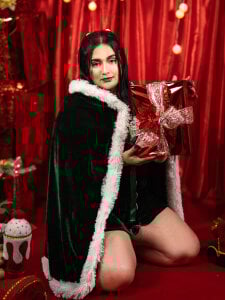 Victoria_Guzman Merry Christmas 🎄🎀 Pic 2