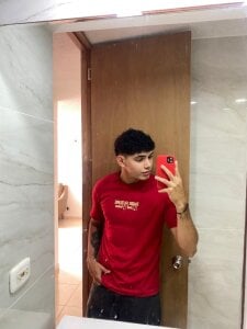 RED od justin_payn14  snímek