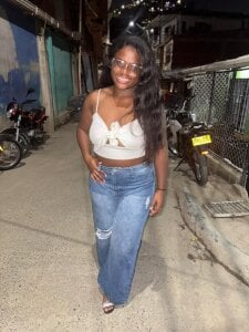 liarosee11 🤶🏾🖤 Gambar 4