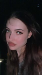 ChelseaBaker me for you slika