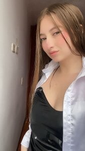 LexiCutie do you like my outfit? ❤️🍒 Immagine 