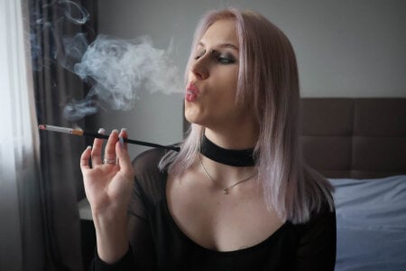 MertyXX Smoking Girl รูป  5
