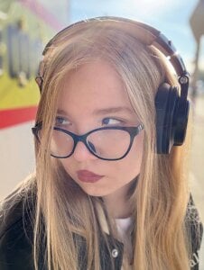 Lauraaa_Smith Public Billede 3