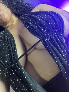 ivonne_diaz1 wet and anxious waiting for you, love Gambar