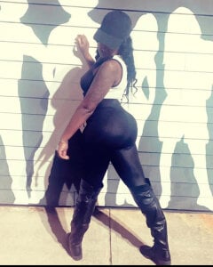 EmeraldLi Public  4. fénykép