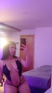 mia_bloom2 Public Pic 3