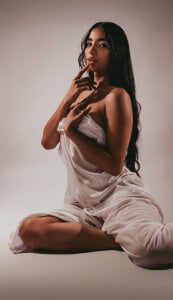 lady in silk 🔥 de _Sofiewild_  Imagens