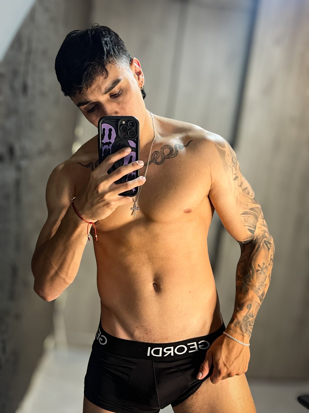 joseph_boy adlı kullanıcının viral fotoğrafları:  2046